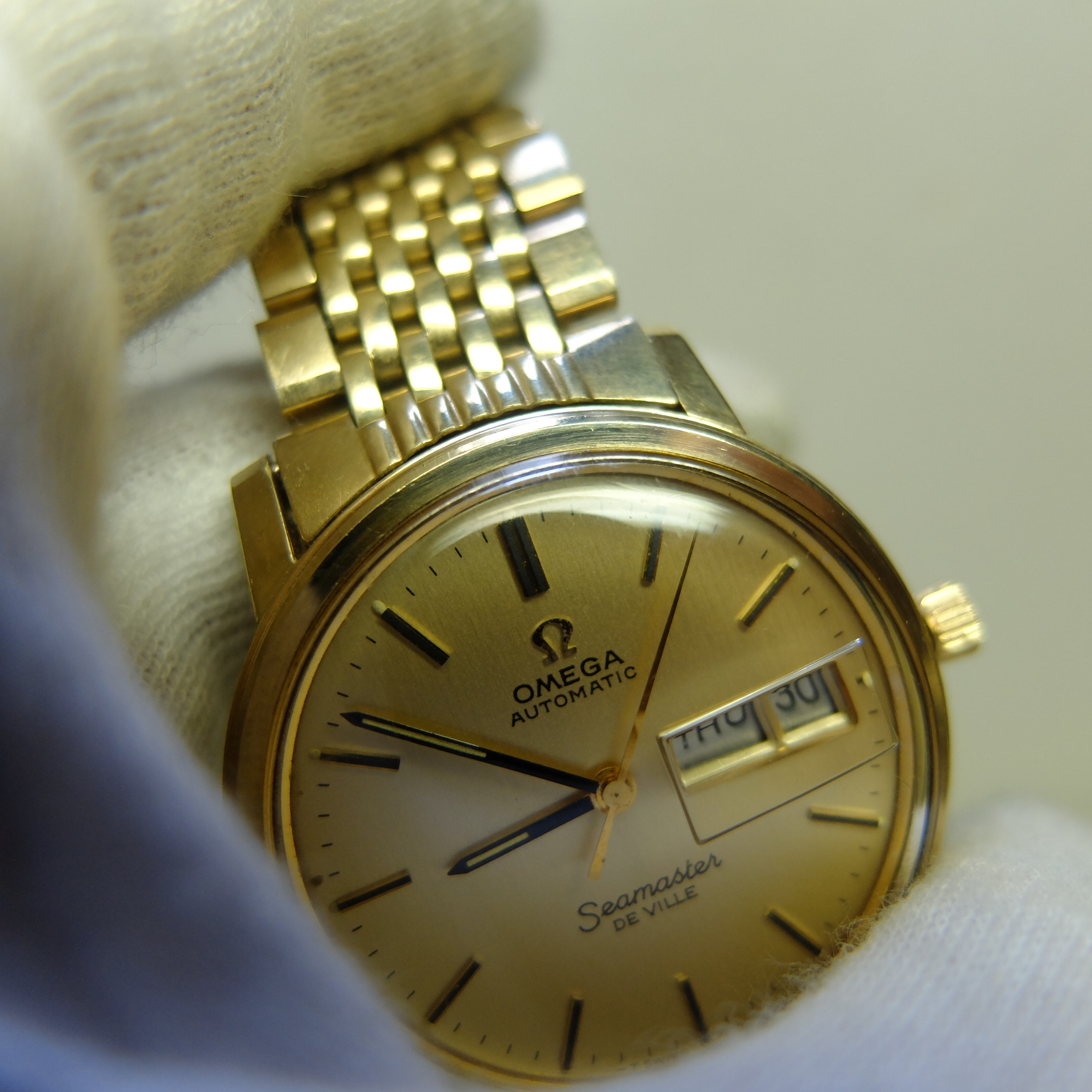 About 1972 Omega Automatic Seamaster De Ville watch mod C6357